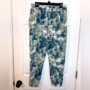 Under Armour joggers. Size S